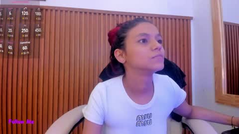 Snapshot of gimenalara chatting on April 24, 7:16 pm Gimena online show from April 24, 7:16 pm