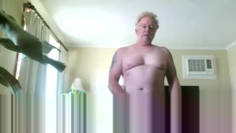 gimmmieoooo online show from January 5, 12:09 am