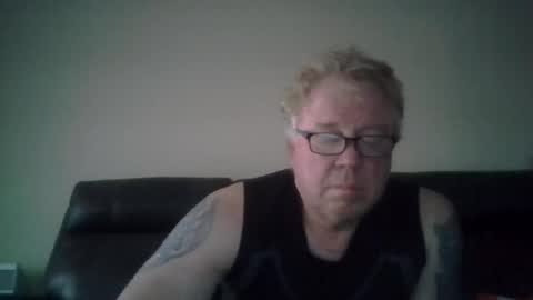 Snapshot of gimmmieoooo chatting on July 7, 6:58 am gimmmieoooo online show from July 7, 6:58 am