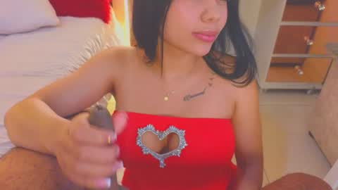 Snapshot of gina_akemi chatting on January 7, 4:59 am O GINA AND AKEMI online show from January 7, 4:59 am