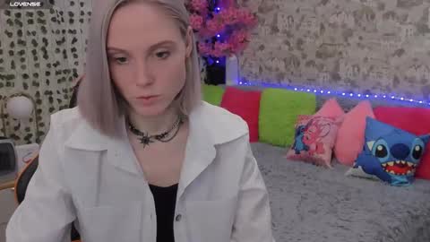 Snapshot of gina_lovelyy chatting on June 3, 2:36 am Gina online show from June 3, 2:36 am