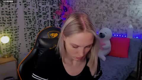 Gina online show from June 24, 2:54 am