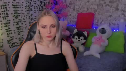 Gina online show from June 29, 1:01 am