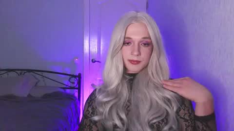 Snapshot of gina_rose_ts chatting on May 26, 6:15 pm GinaRose online show from May 26, 6:15 pm