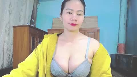 gina_sugar online show from January 9, 12:57 am