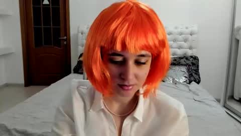 Snapshot of ginablum chatting on October 31, 9:32 am Kate online show from October 31, 9:32 am