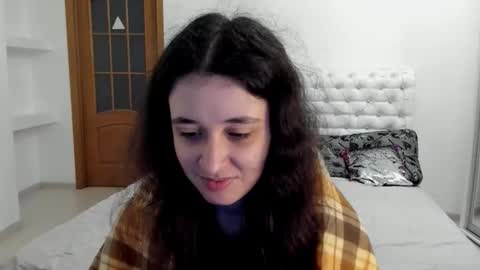 Snapshot of ginablum chatting on November 6, 8:37 am Kate online show from November 6, 8:37 am