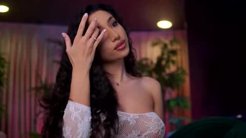 Gina online show from February 9, 7:51 pm