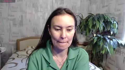 Snapshot of ginaxsoulah__ chatting on June 19, 4:39 am ginaxsoulah online show from June 19, 4:39 am