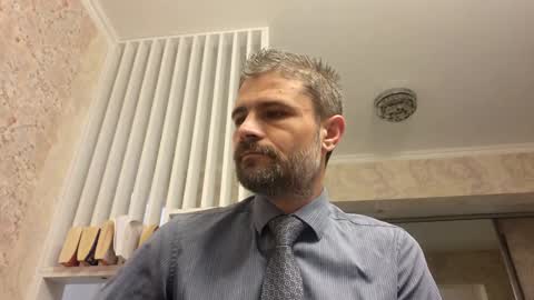 Snapshot of gindrie chatting on February 26, 1:43 am Gabriel online show from February 26, 1:43 am