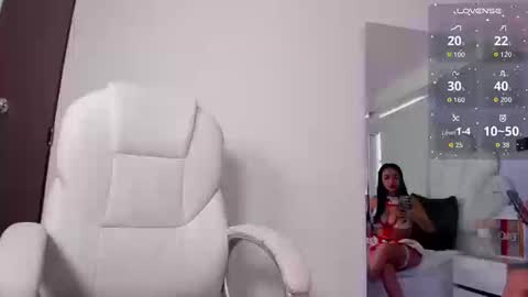 Snapshot of ginebra_ness chatting on September 19, 2:07 pm Ginebra Ness online show from September 19, 2:07 pm