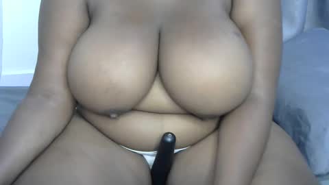 Snapshot of ginger_babes1 chatting on October 17, 7:22 am ginger_babes1 online show from October 17, 7:22 am