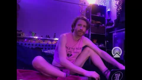 Snapshot of ginger_binj chatting on February 9, 7:16 am ginger_binj online show from February 9, 7:16 am