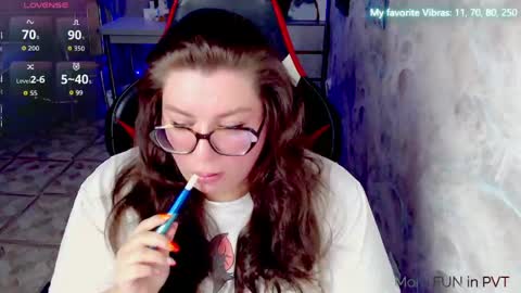 Snapshot of ginger_grayy chatting on May 29, 6:55 am Alexa here online show from May 29, 6:55 am