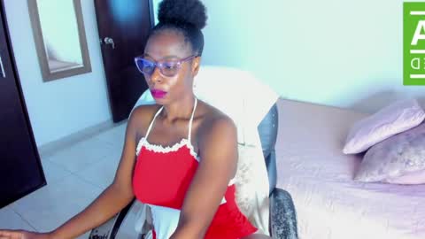 Snapshot of ginger_smil chatting on May 16, 12:37 pm Diana online show from May 16, 12:37 pm