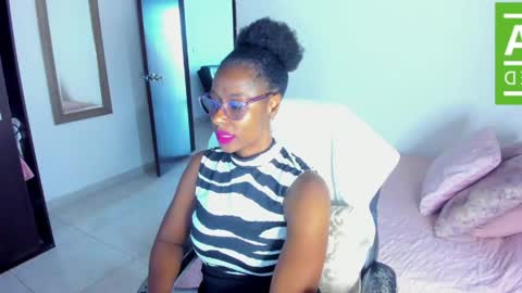 Snapshot of ginger_smil chatting on May 28, 12:02 pm Diana online show from May 28, 12:02 pm