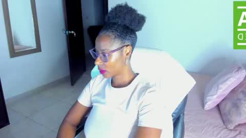 Snapshot of ginger_smil chatting on May 29, 9:07 am Diana online show from May 29, 9:07 am
