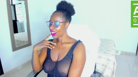 Snapshot of ginger_smil chatting on June 6, 12:54 pm Diana online show from June 6, 12:54 pm