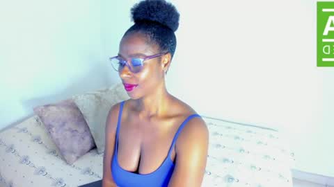 Snapshot of ginger_smil chatting on June 17, 12:50 pm Diana online show from June 17, 12:50 pm