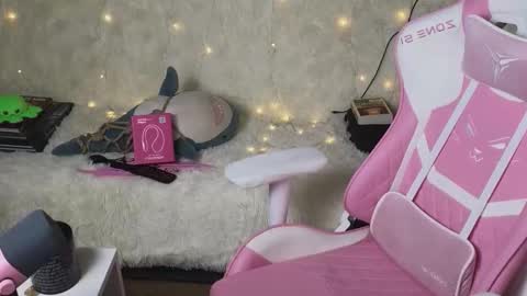 Ginger online show from January 12, 11:54 pm