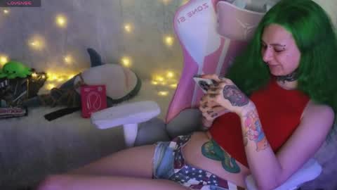 Snapshot of ginger_stay chatting on May 8, 10:20 am Ginger online show from May 8, 10:20 am
