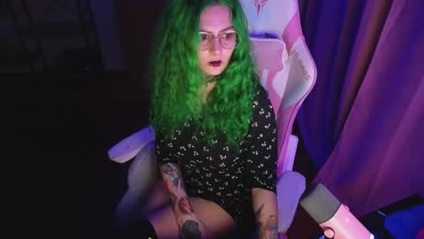 Snapshot of ginger_stay chatting on May 25, 6:58 pm Ginger online show from May 25, 6:58 pm