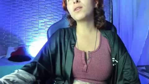 Snapshot of ginger_sweetty chatting on May 11, 1:22 am Ginger online show from May 11, 1:22 am