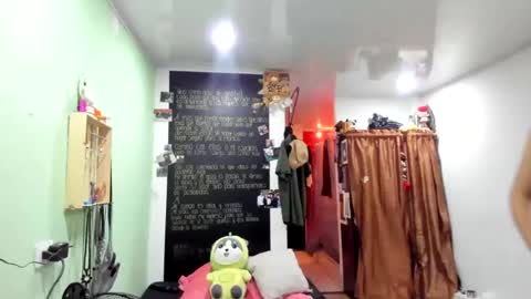 Snapshot of ginger_sweetty chatting on June 16, 11:18 pm Ginger online show from June 16, 11:18 pm
