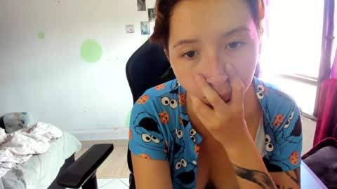 Snapshot of ginger_sweetty chatting on July 16, 8:04 pm Ginger online show from July 16, 8:04 pm