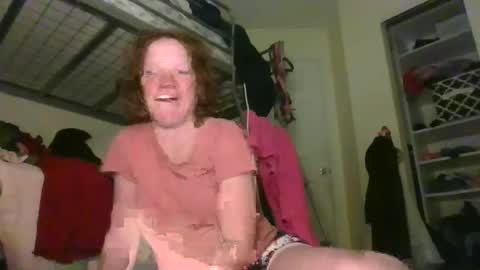 ginger_unicorn21 online show from February 3, 4:14 am