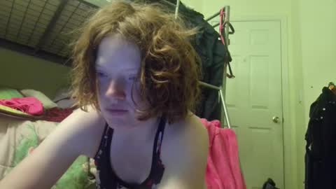 ginger_unicorn21 online show from February 25, 4:03 am