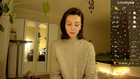 Snapshot of gingerbread__house chatting on December 13, 8:15 pm Vasilisa online show from December 13, 8:15 pm