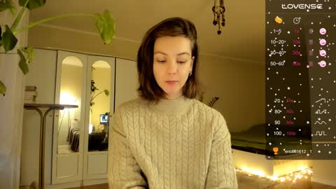 Snapshot of gingerbread__house chatting on December 15, 1:54 pm Vasilisa online show from December 15, 1:54 pm