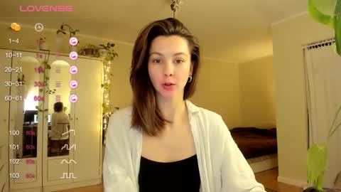 Snapshot of gingerbread__house chatting on December 21, 4:47 pm Vasilisa online show from December 21, 4:47 pm