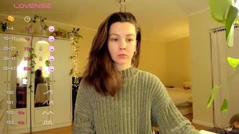 Snapshot of gingerbread__house chatting on February 17, 7:53 pm Vasilisa online show from February 17, 7:53 pm