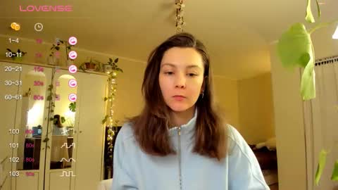 Snapshot of gingerbread__house chatting on February 24, 5:22 pm Vasilisa online show from February 24, 5:22 pm