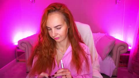 GinegerGazee online show from November 10, 7:29 am