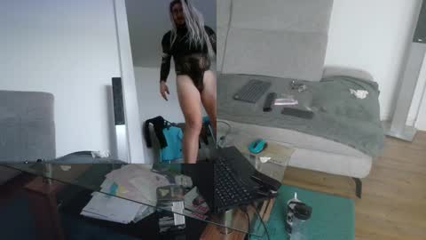 GingerPink online show from January 12, 7:57 am