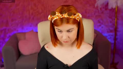 Snapshot of gingerrpink chatting on May 13, 7:00 pm Ginger Pink online show from May 13, 7:00 pm