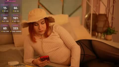 Snapshot of gingerrpink chatting on June 14, 7:16 pm Ginger Pink online show from June 14, 7:16 pm