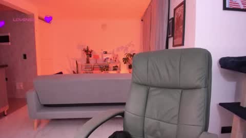 Ginnaa online show from April 28, 11:32 pm