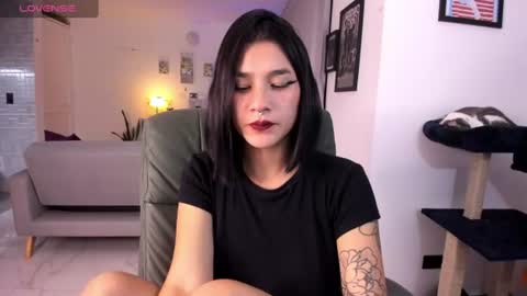 Snapshot of ginnaaaa_ chatting on June 10, 3:39 am Ginnaa online show from June 10, 3:39 am