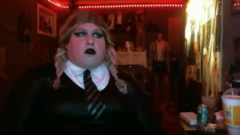 Snapshot of ginny_dominatrix chatting on September 22, 1:18 am ginny ray online show from September 22, 1:18 am