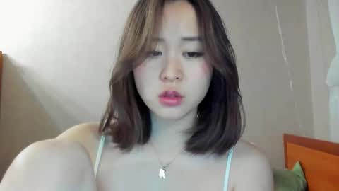 Snapshot of ginnycherry chatting on May 4, 11:12 pm Ginny online show from May 4, 11:12 pm