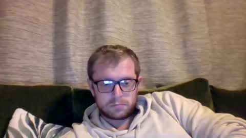 Snapshot of ginwood chatting on December 5, 7:17 pm ginwood online show from December 5, 7:17 pm