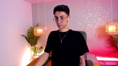 Snapshot of gio_carangi chatting on March 4, 3:01 am Gio Carangi online show from March 4, 3:01 am