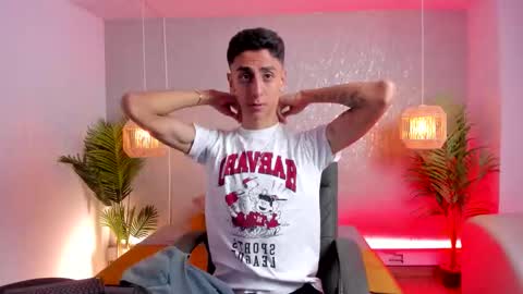 Snapshot of gio_carangi chatting on March 10, 4:06 am Gio Carangi online show from March 10, 4:06 am