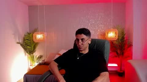 Snapshot of gio_carangi chatting on March 12, 5:24 am Gio Carangi online show from March 12, 5:24 am