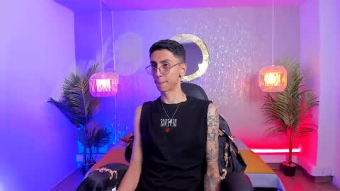 Gio Carangi online show from April 29, 2:59 am
