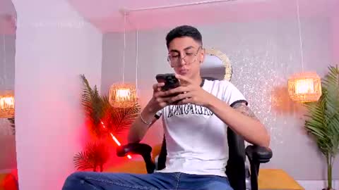 Snapshot of gio_carangi chatting on July 24, 1:47 am Gio Carangi online show from July 24, 1:47 am